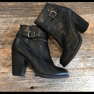 Black Frye Patty Ankle Riding boots